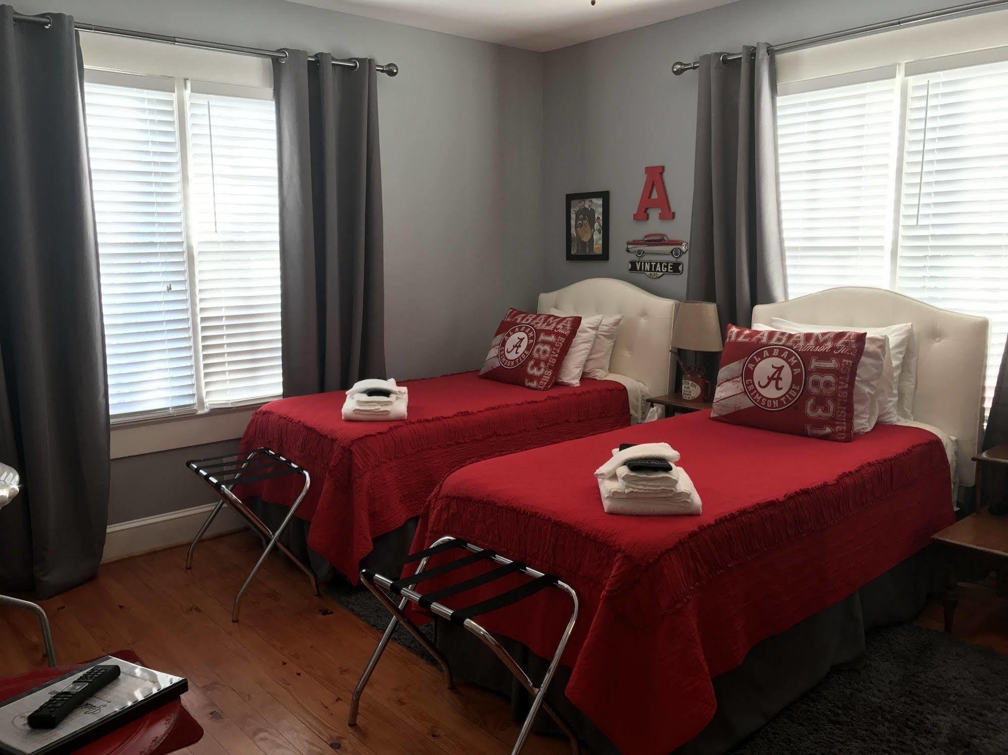 Bama Bed And Breakfast - Chimes Suite Tuscaloosa Exterior photo